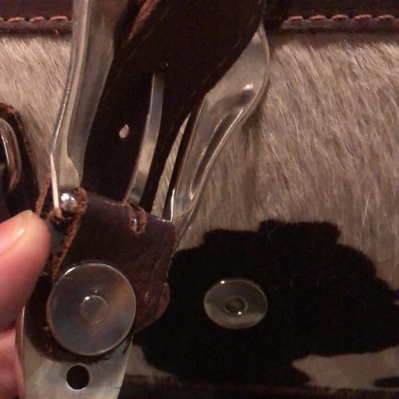 Vintage Tooled Leather Crossbpdy Bag - Picture 4 of 7